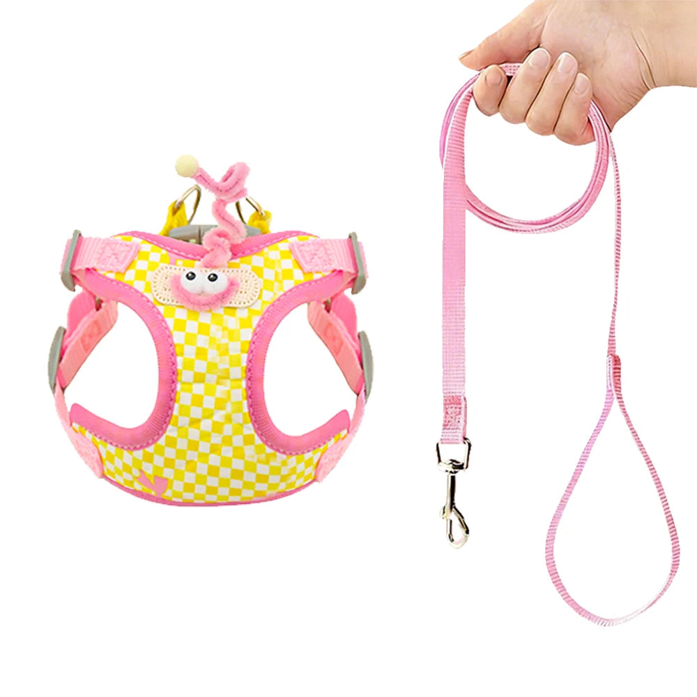 Cute plaid dog vest style chest strap for fashionable outings, adjustable anti slip chest strap, pet leash
